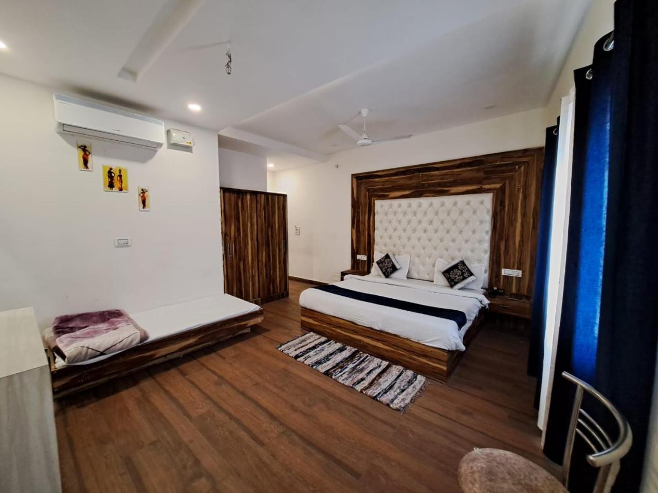 Hotel D Plaza Zirakpur Экстерьер фото
