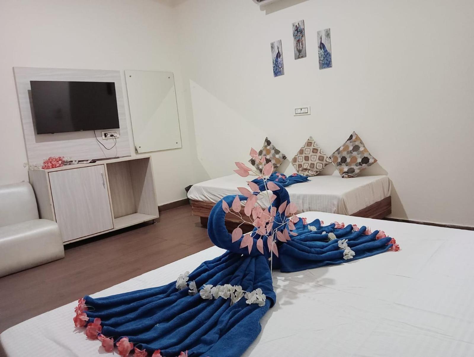 Hotel D Plaza Zirakpur Экстерьер фото