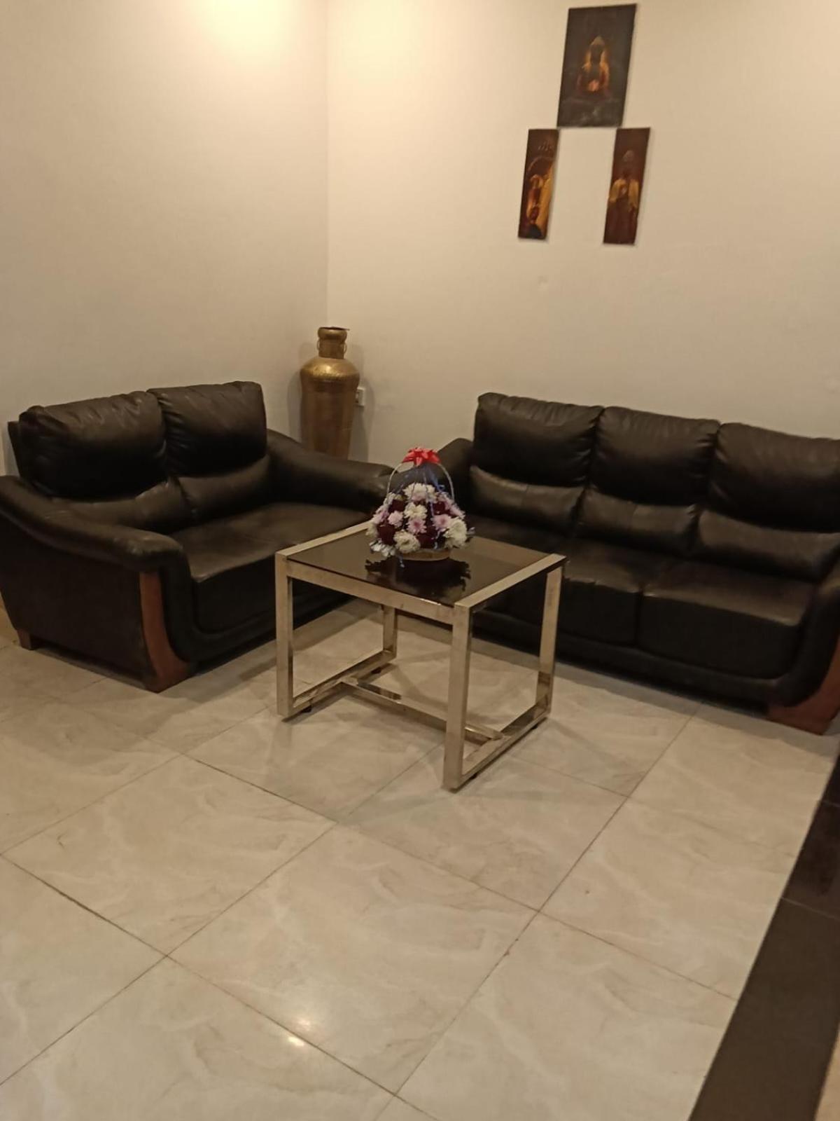 Hotel D Plaza Zirakpur Экстерьер фото